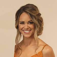 kristen-rosa